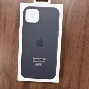 Apple iPhone 14 Plus Silicone Case - Dark Blue